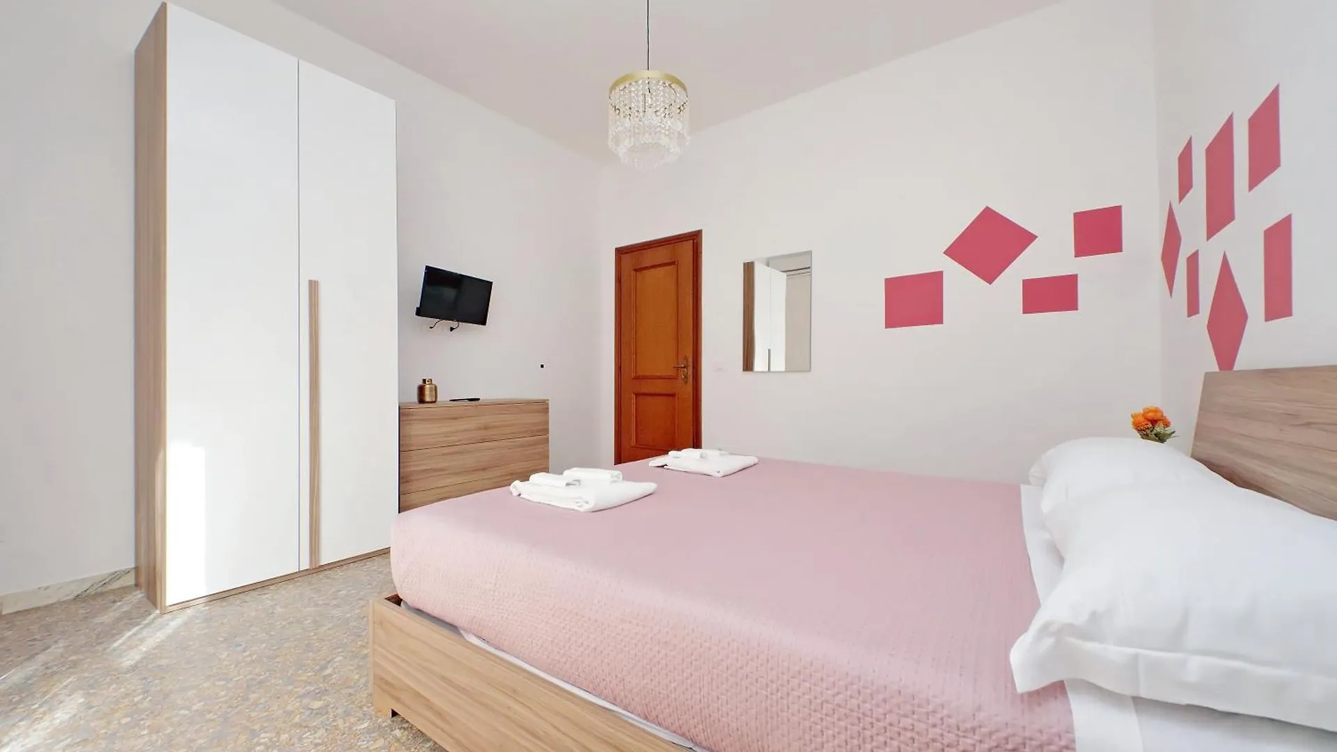 Golden Apartment Rome